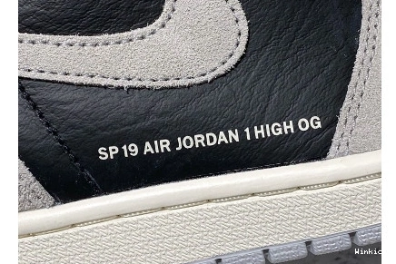 555088-018 CRIMSON' OG - JORDAN JORDAN 'GREY 1 RETRO HIGH - AIR AIR 0830